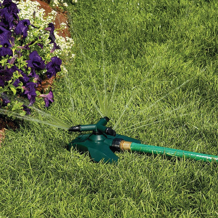 3-Arm Plastic Revolving Sprinkler on Plastic Base