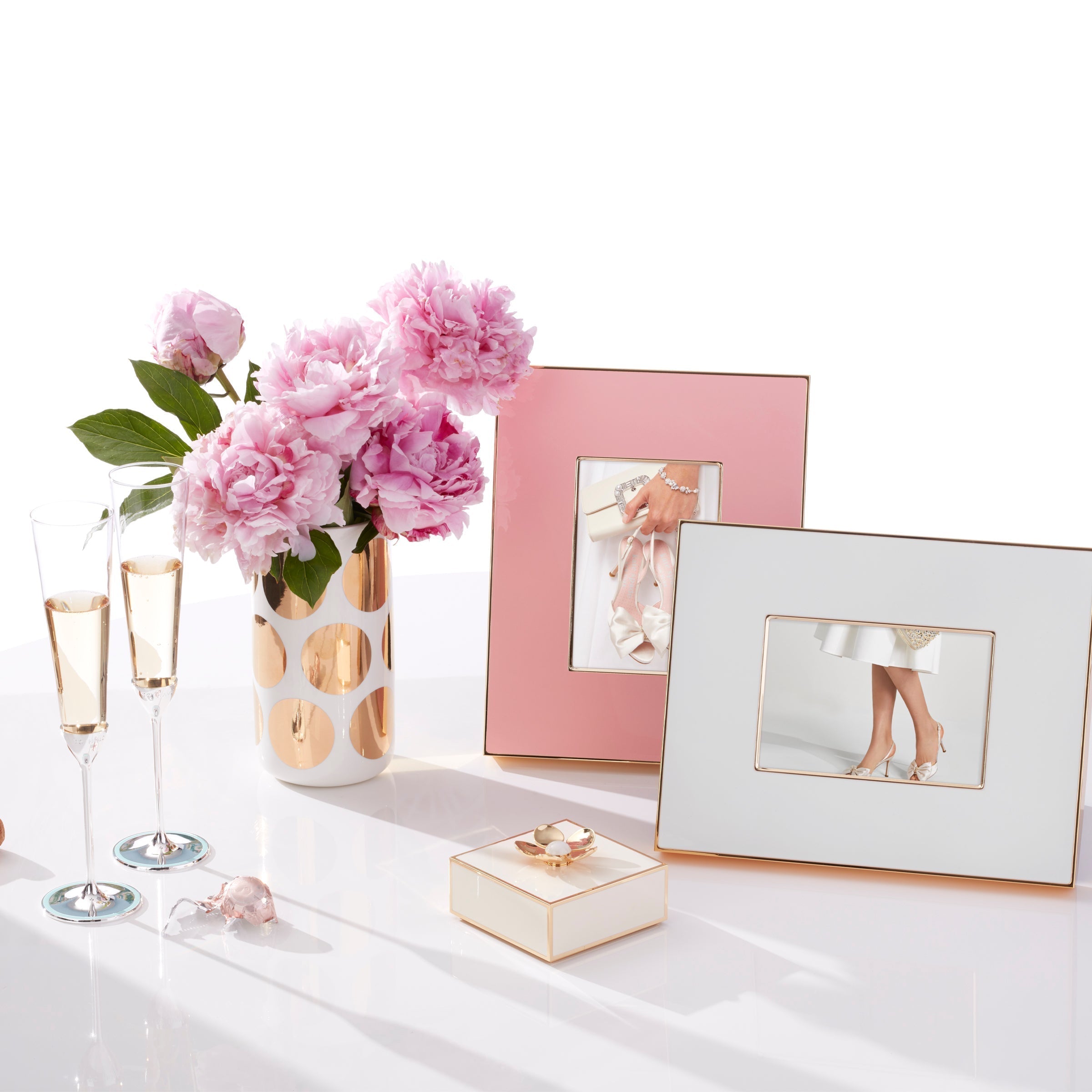 Make It Pop Floral Box - Gold