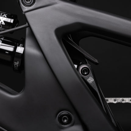 Santa Cruz Nomad Carbon MX - 70 Kit - Matt Black - 2026